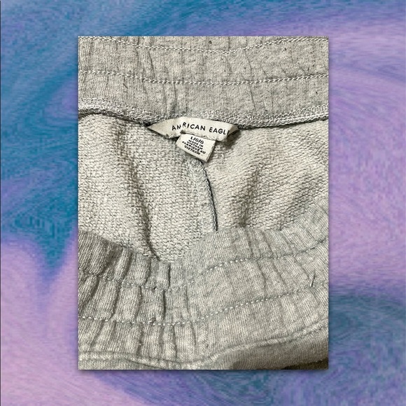 ♥︎ AE Highest Waist Fleece Boyfriend Short ♥︎ - Picture 3 of 4